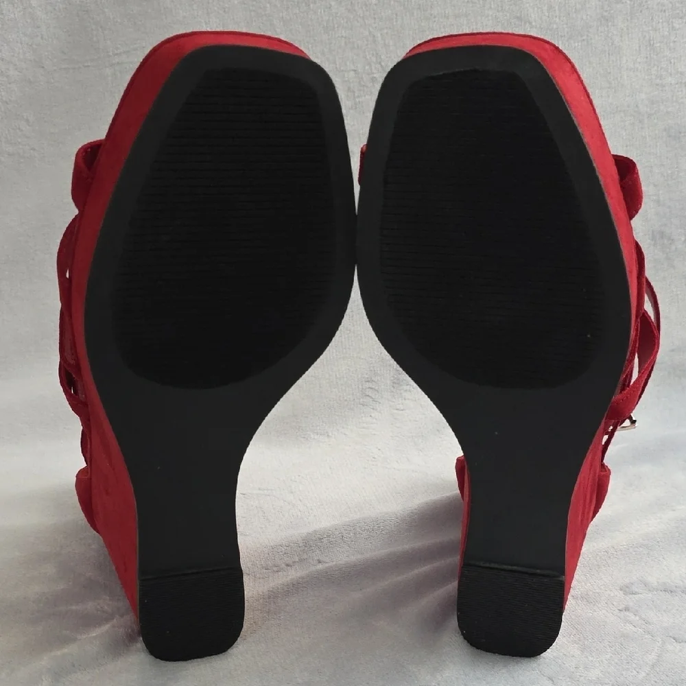 Torrid Red Strappy Platform Wedge Heels Size 10WW Wide Ankle Strap Sandals